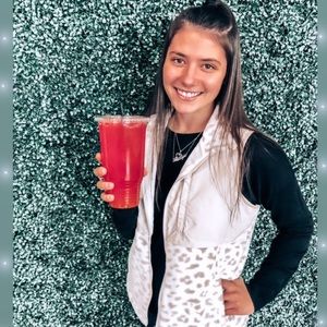 Meet your Posher, Makayla